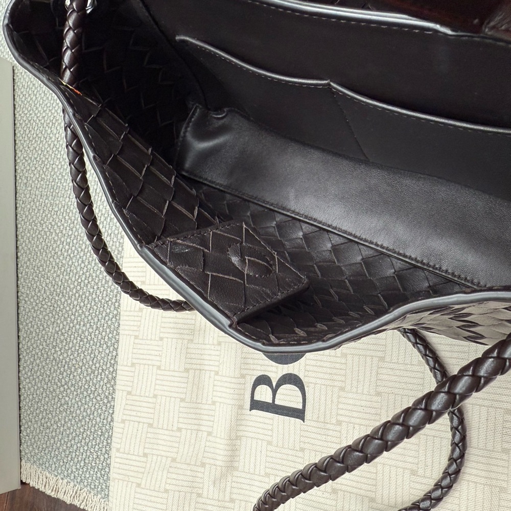 Andiamo shoulder bag with braided leather strap - Picture 9 of 13